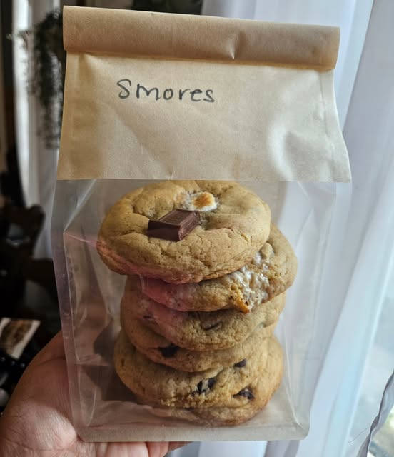 Fresh craft paper window pouch with giant s'mores cookies